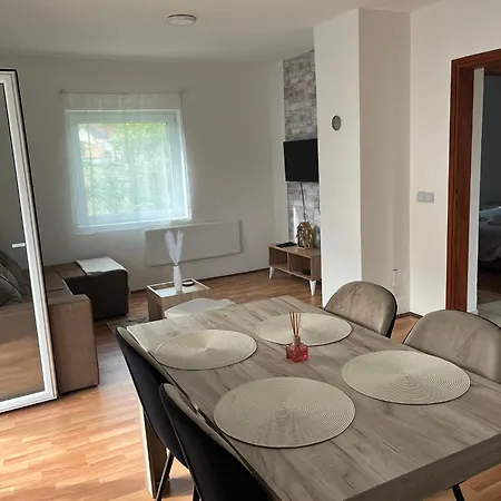 Tara Nest Apartment *